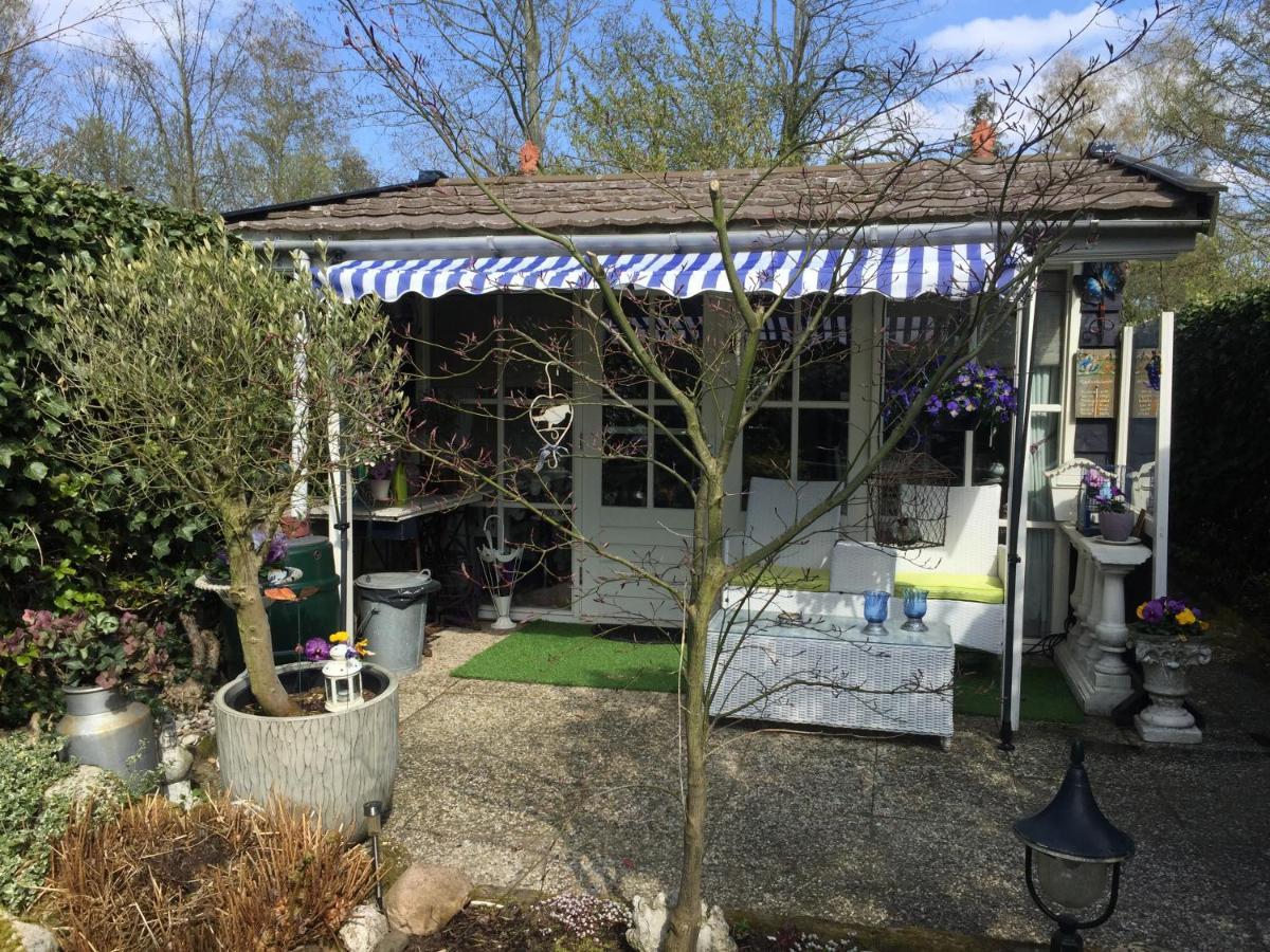 Logies Het Tuinhuisje Enschede Exteriör bild